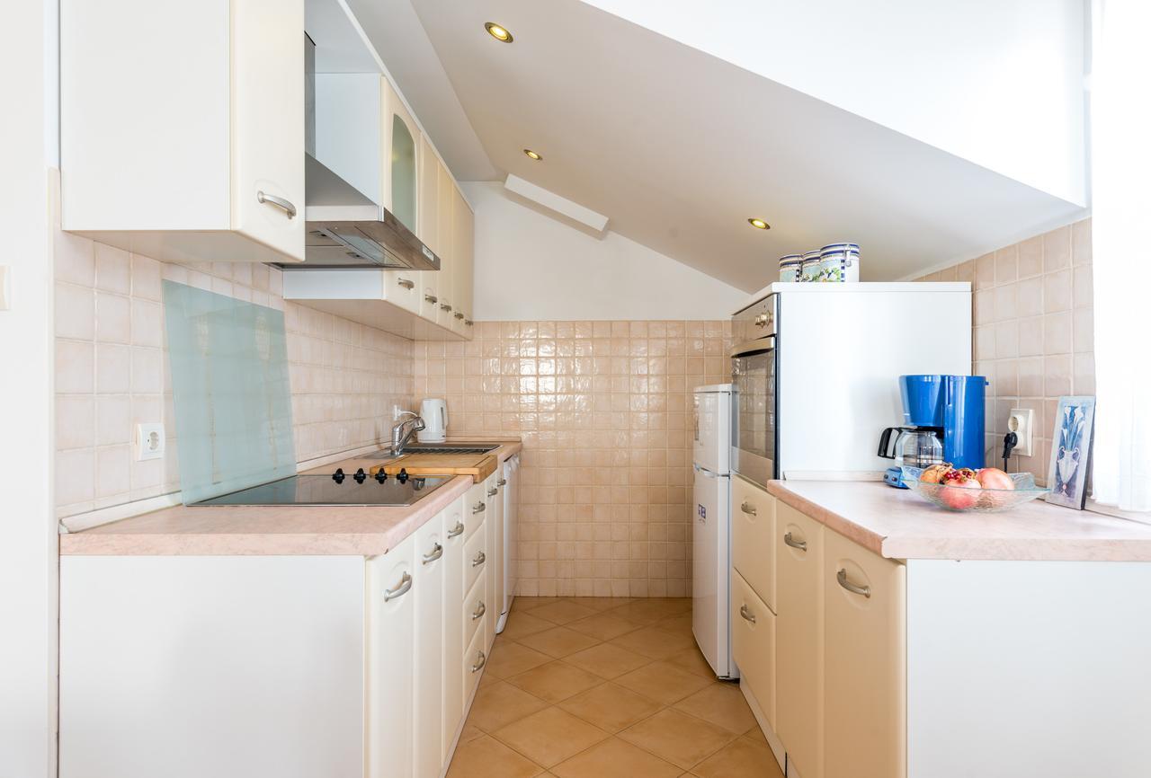 Lily'S Apartments دوبروفينك المظهر الخارجي الصورة