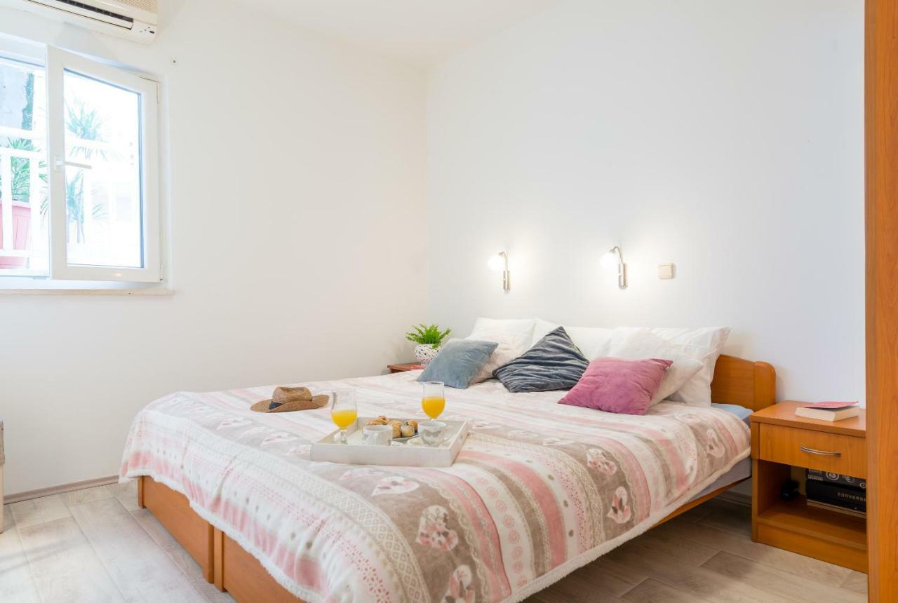 Lily'S Apartments دوبروفينك المظهر الخارجي الصورة